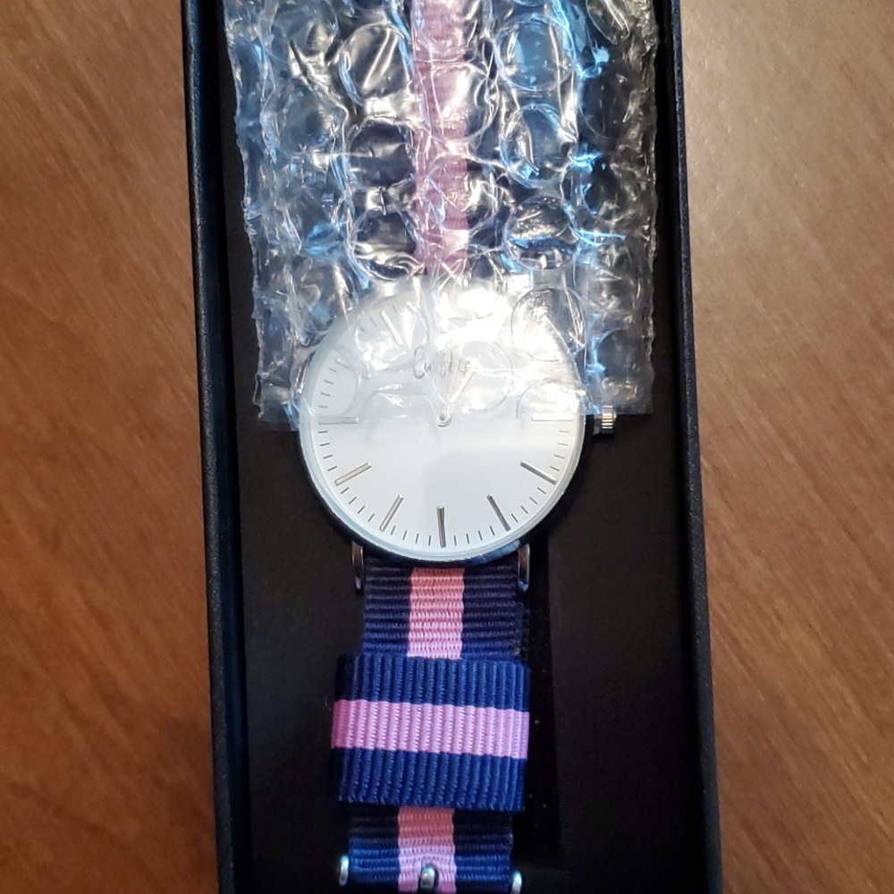 Mens Watch - Picture 2 of 3